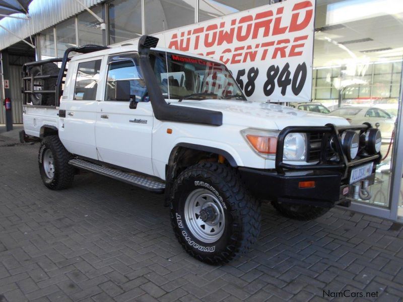 Toyota Landcruiser 4.5 Petrol P/u D/c in Namibia