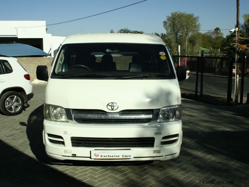 Toyota Quantum 2.7 10 Seater in Namibia