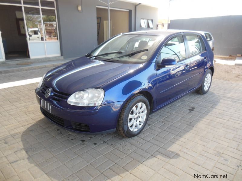 Volkswagen GOLF 5 FSI in Namibia