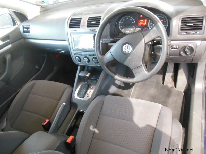 Volkswagen GOLF 5 FSI in Namibia