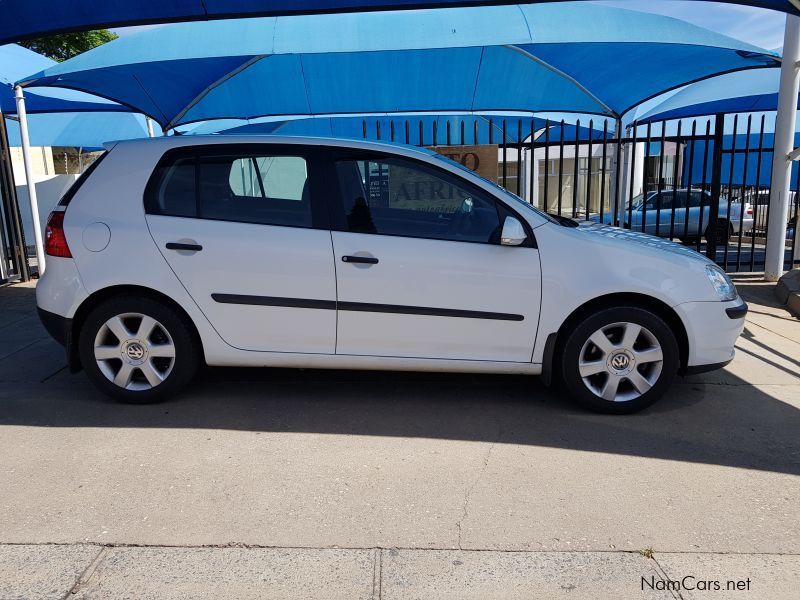 Volkswagen Golf 5 2.0 Comfortline in Namibia