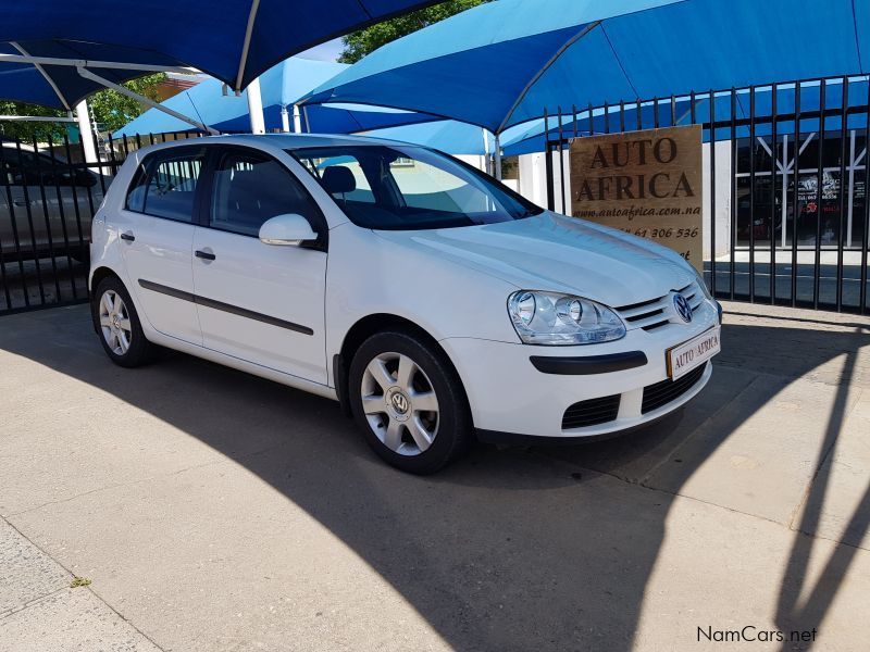 Volkswagen Golf 5 2.0 Comfortline in Namibia