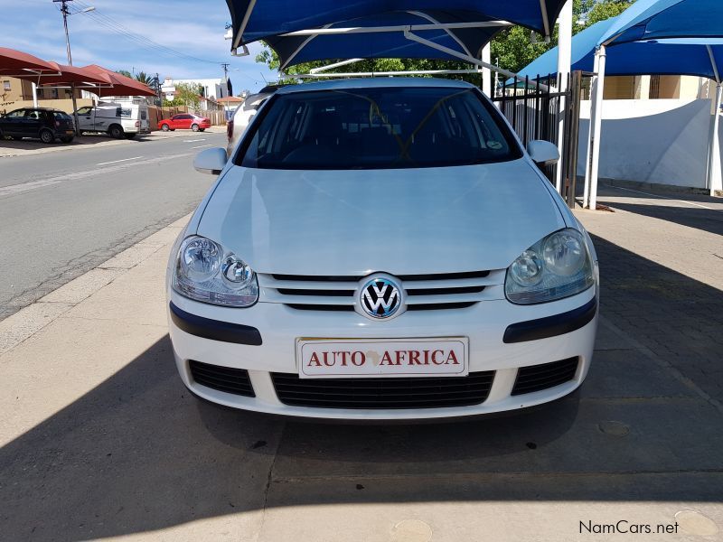Volkswagen Golf 5 2.0 Comfortline in Namibia