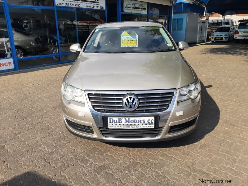 Volkswagen Passat 2.0 FSi Highline in Namibia