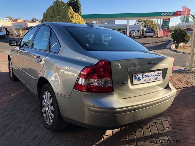 Volvo S40 2.4i manual in Namibia