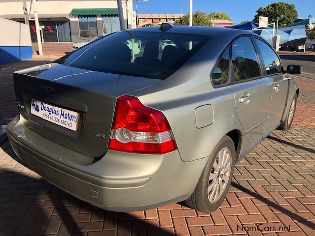 Volvo S40 2.4i manual in Namibia