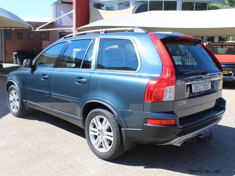 Volvo XC90 4.4 V8 A/T AWD in Namibia