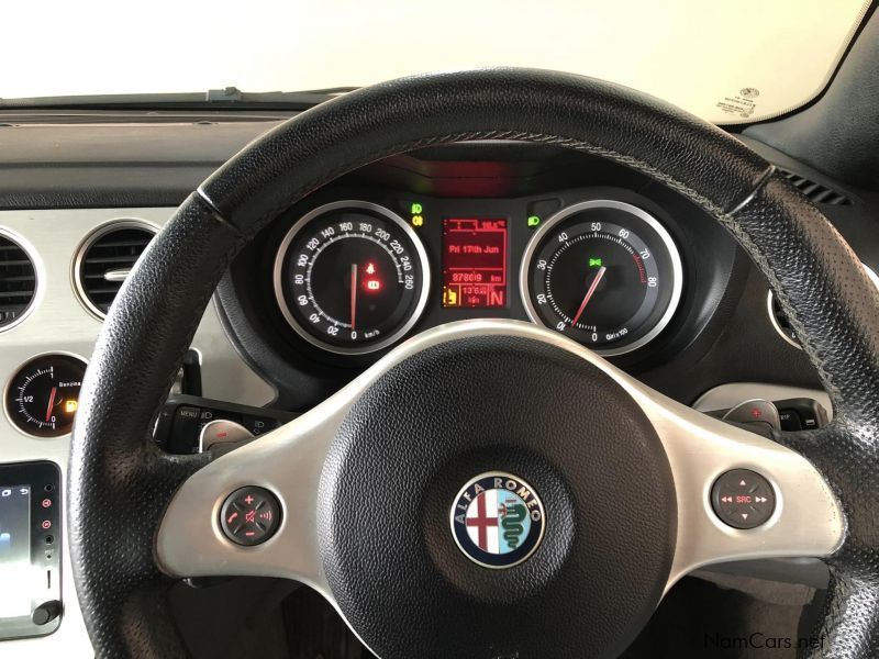 Alfa Romeo Spider (Type939) 2.2l JTS in Namibia