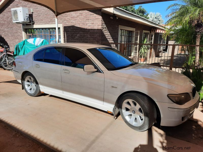 BMW 740i in Namibia