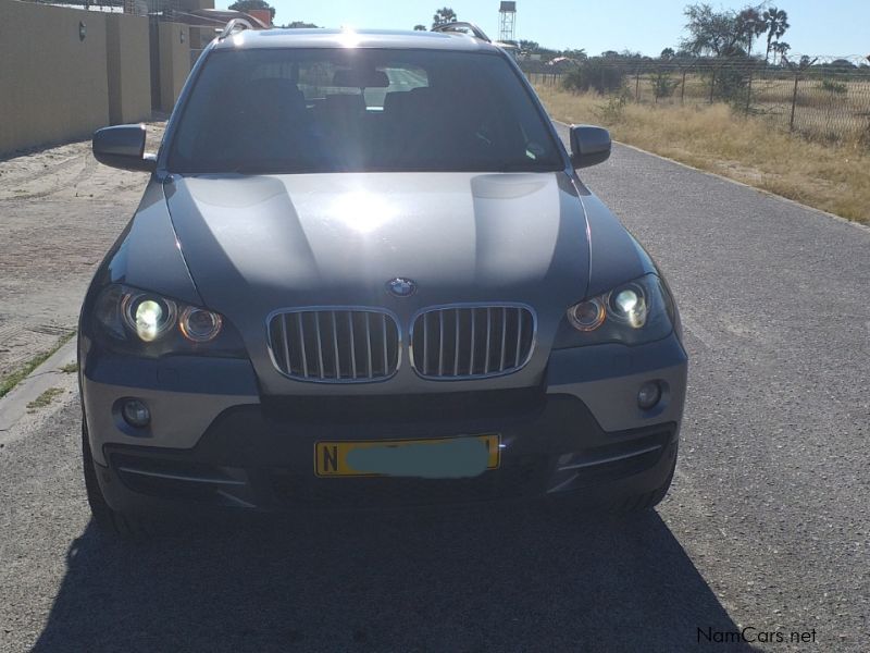 BMW X5 4.8i V8 4x4 in Namibia