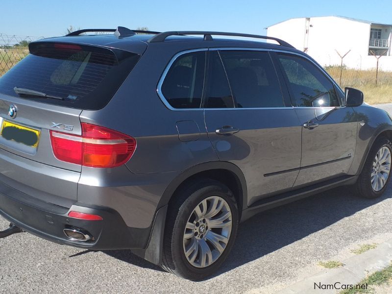 BMW X5 4.8i V8 4x4 in Namibia