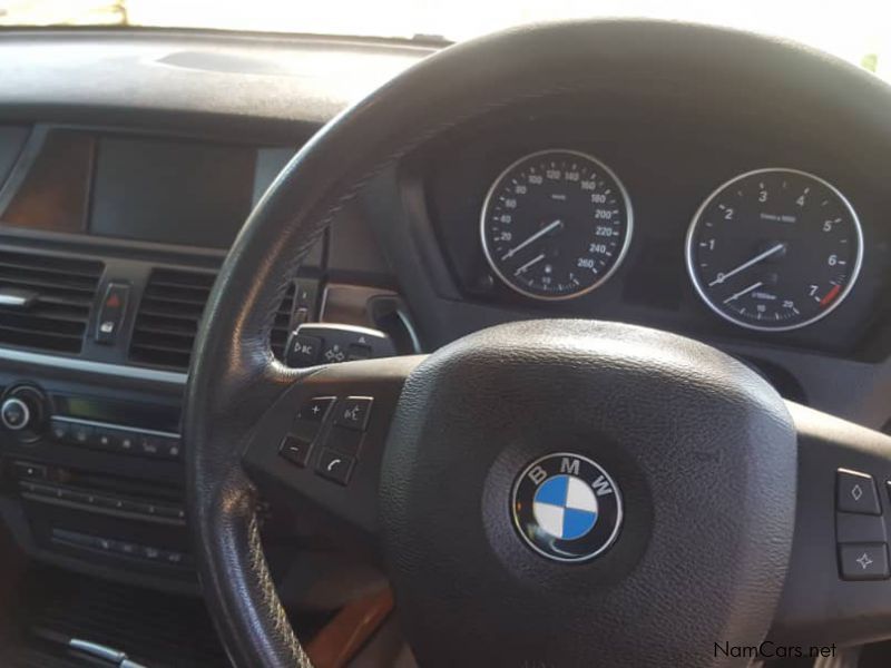 BMW X5 XDrive 4.8i A/T in Namibia