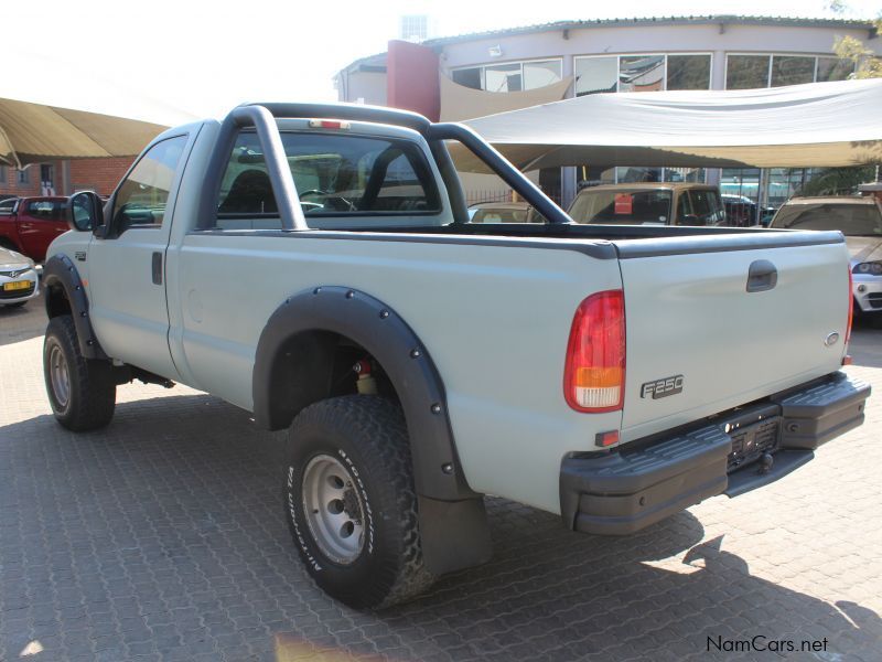 Ford F250 4x4 S Cab in Namibia