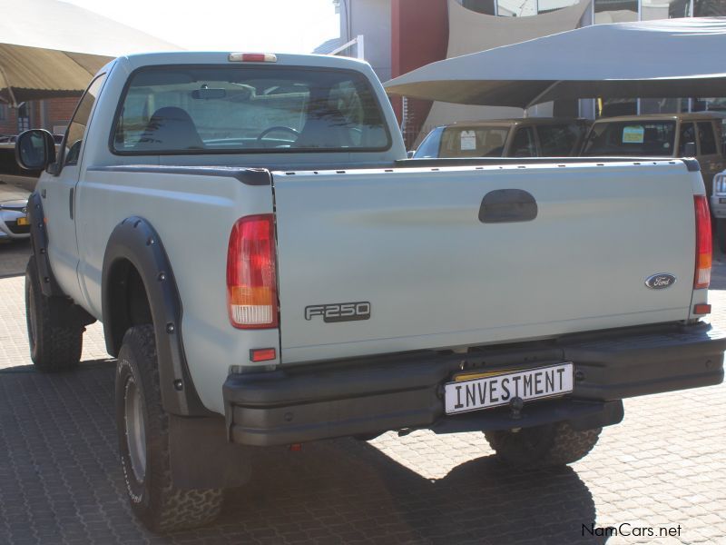 Ford F250 in Namibia