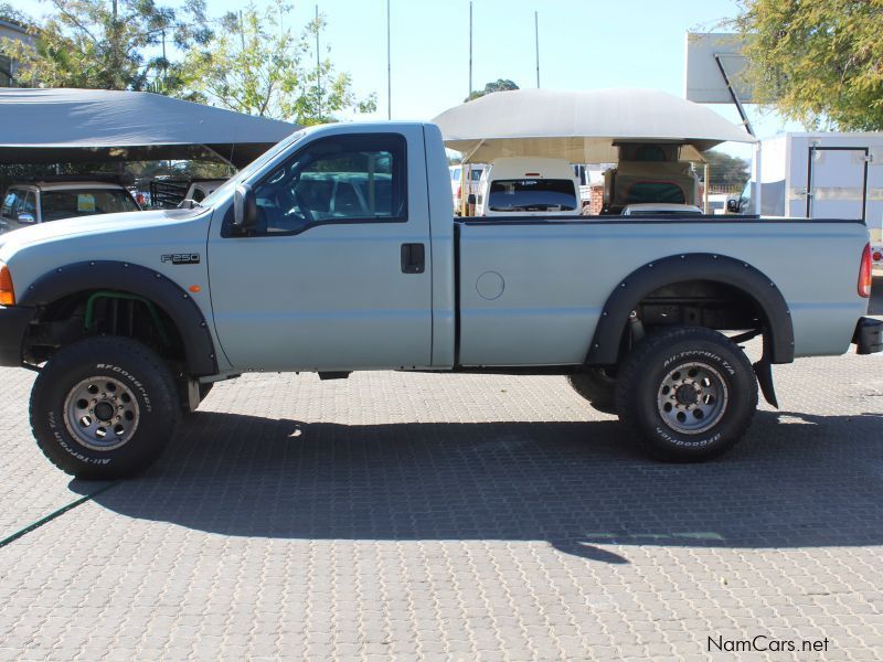 Ford F250 in Namibia