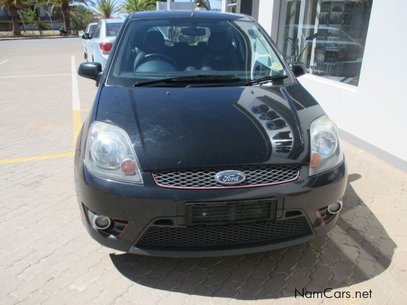 Ford FIESTA 2.0 ST in Namibia