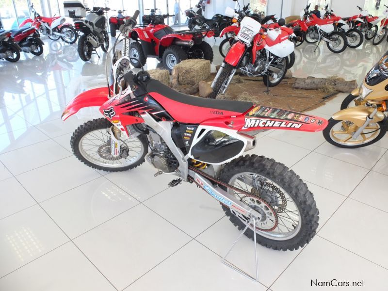 Honda CRF250R in Namibia