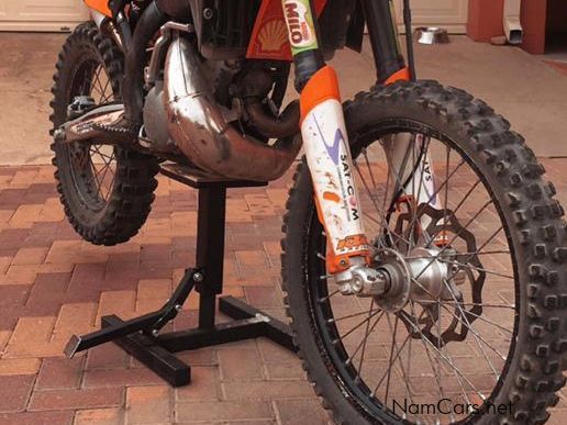 KTM 200xc in Namibia