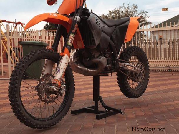 KTM 200xc in Namibia