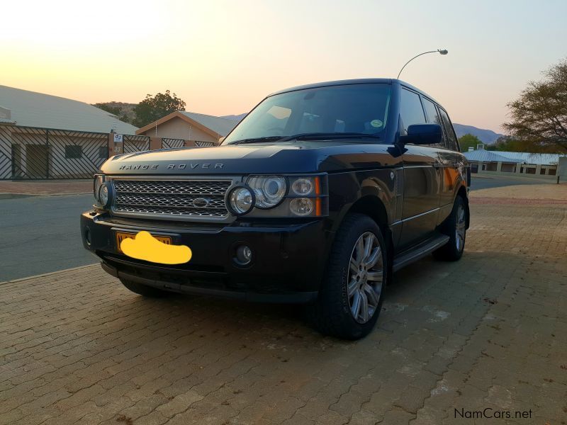 Land Rover Range Rover Vogue SE in Namibia