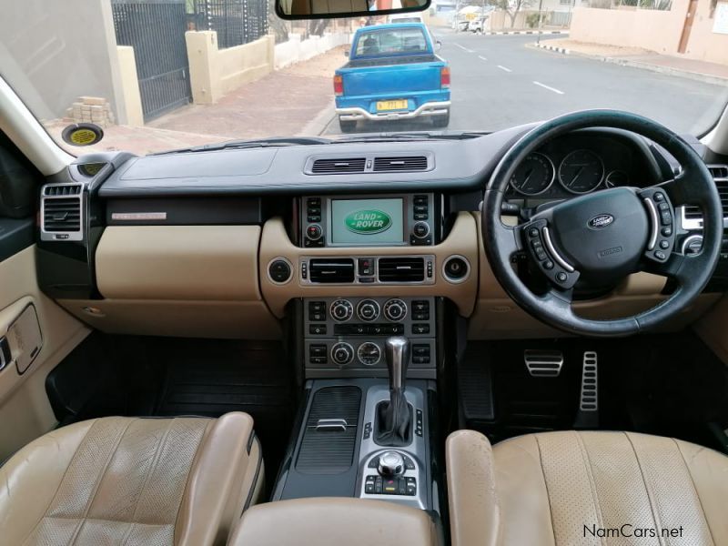 Land Rover Range Rover Vouge 4.2 v8i in Namibia