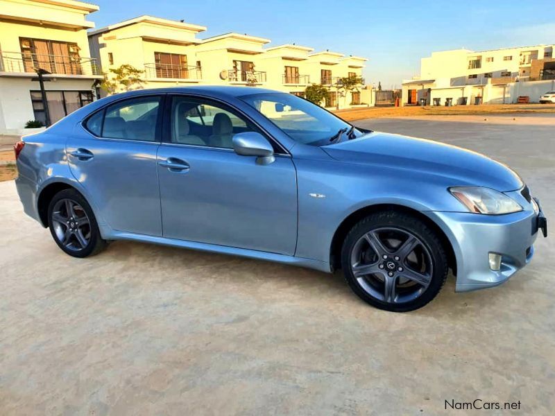 Lexus IS220D in Namibia