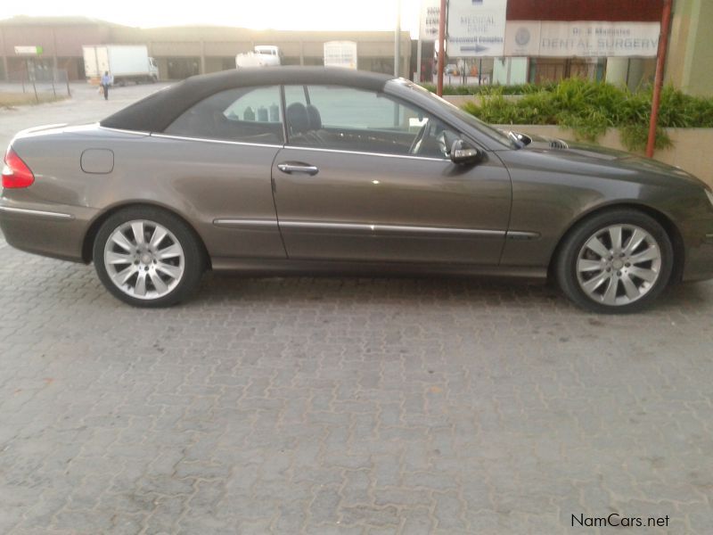 Mercedes-Benz CLK 350 V6 CABROLET OPEN TOP in Namibia