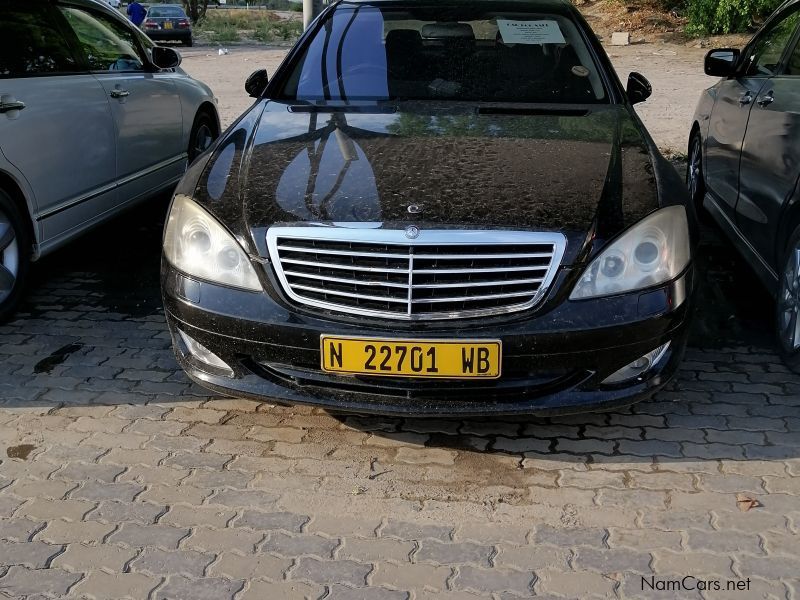 Mercedes-Benz S600 in Namibia