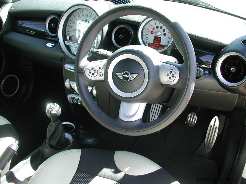 Mini Cooper S  Turbo in Namibia
