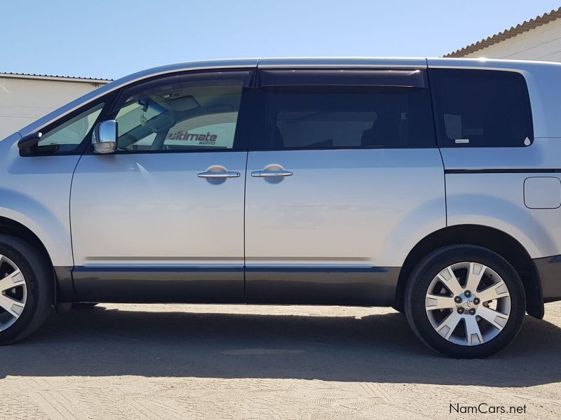 Mitsubishi Delica D5 2.4p 4x4 A/T in Namibia