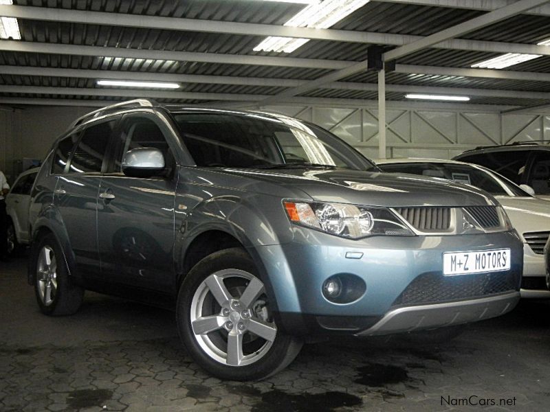 Mitsubishi Outlander in Namibia
