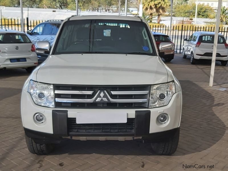 Mitsubishi Pajero LWB in Namibia