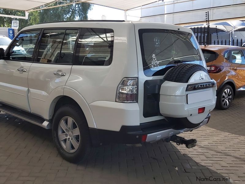 Mitsubishi Pajero LWB in Namibia