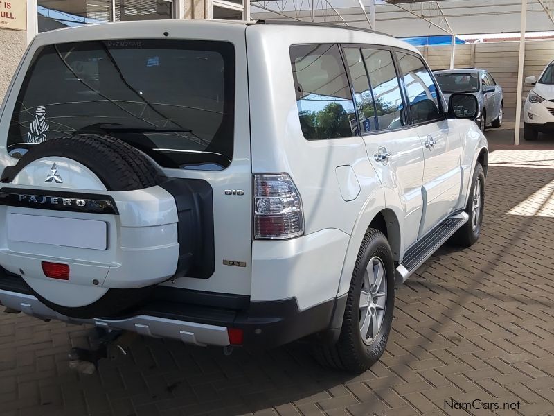 Mitsubishi Pajero LWB in Namibia