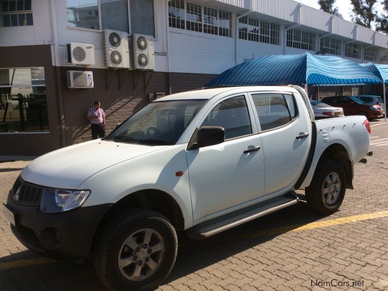 Mitsubishi Triton 2.4 Petrol 2x4 Dbl Cab in Namibia