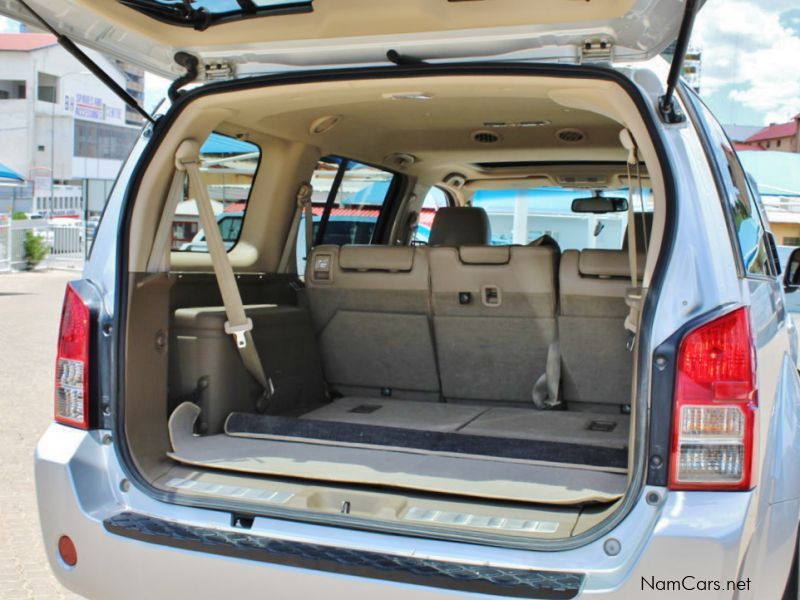 Nissan Pathfinder in Namibia