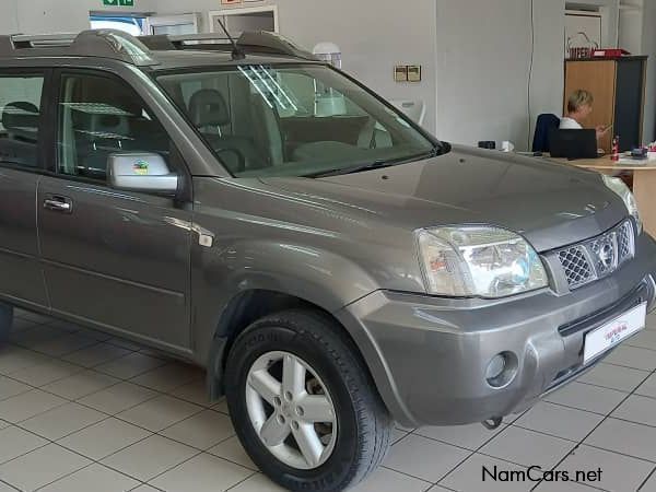 Nissan X-trail 2.5 A/t 4x4 in Namibia