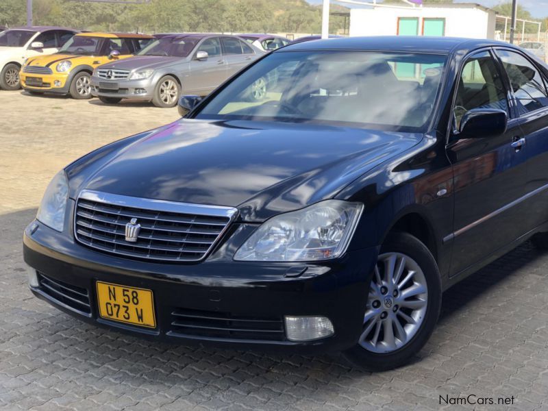 Toyota Crown 3.0L V6 in Namibia