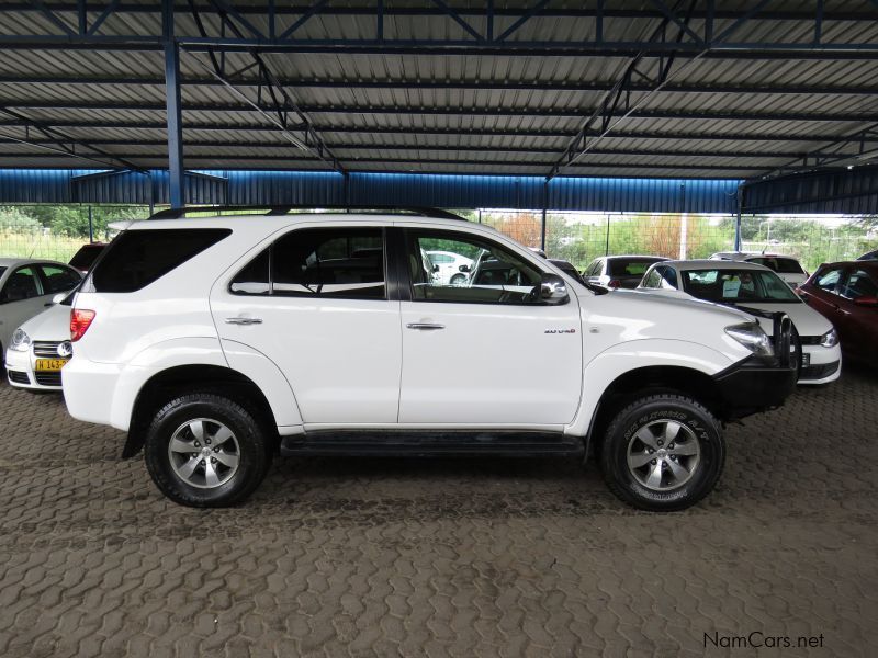 Toyota FORTUNER 3.0 D4D 4X4 in Namibia