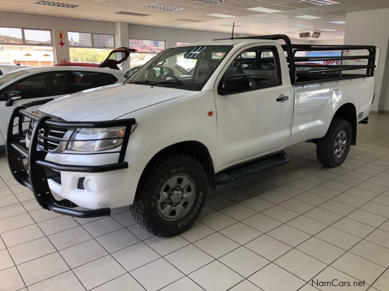 Toyota Hilux 2.5 D-4D SRX 4X4 P/U S/C in Namibia