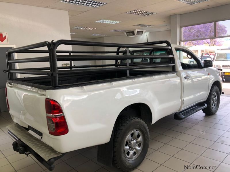 Toyota Hilux 2.5 D-4D SRX 4X4 P/U S/C in Namibia