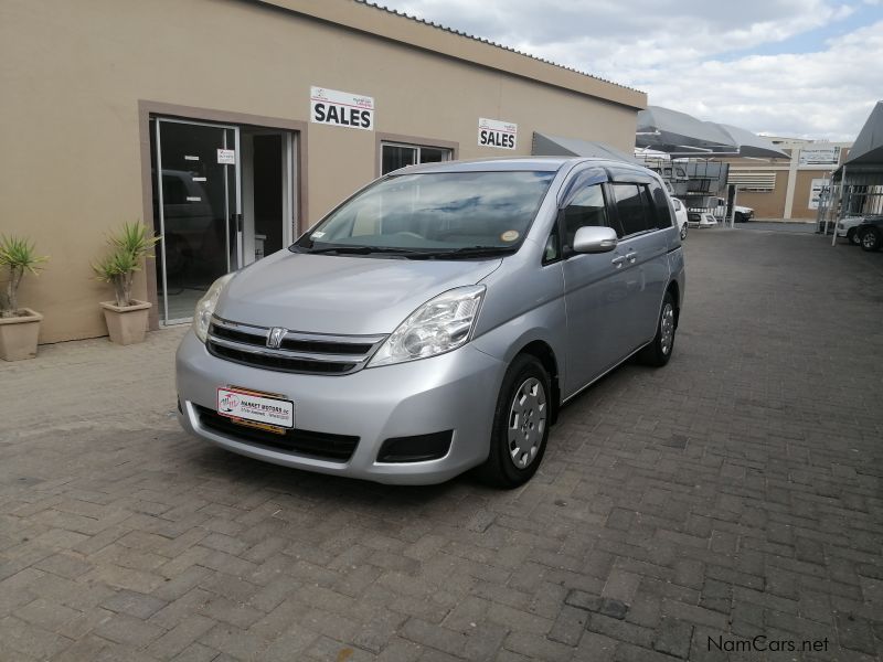 Toyota Isis Import in Namibia