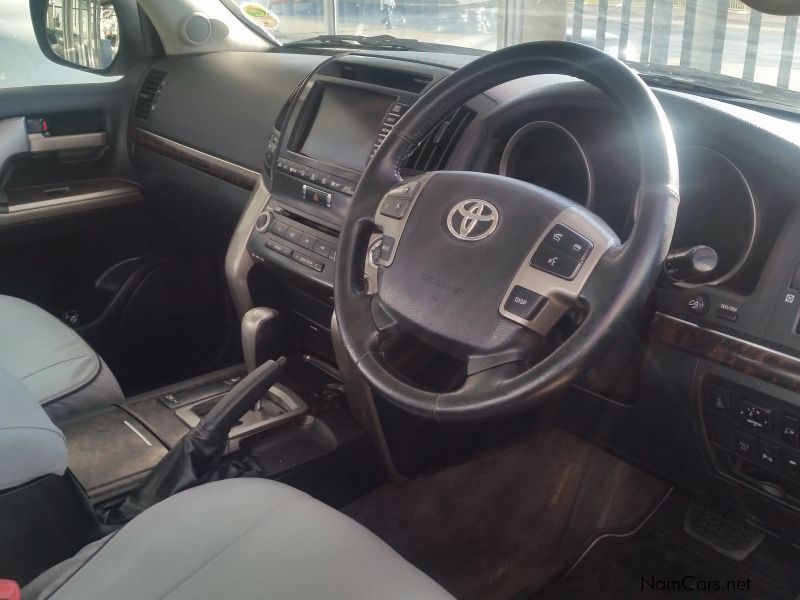 Toyota Land Cruiser 200Series VX Diesel in Namibia
