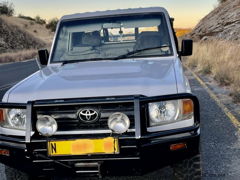 Toyota Land Cruiser 4,5EFI in Namibia