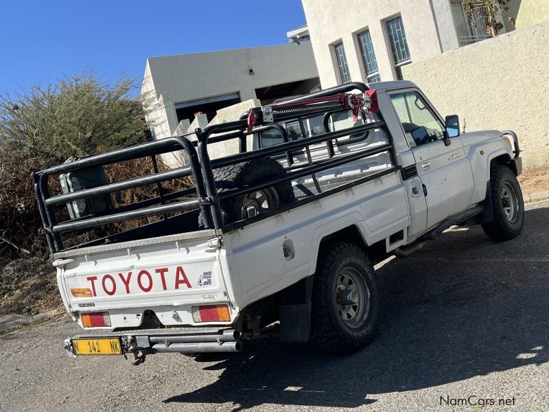 Toyota Land Cruiser 4500EFI in Namibia