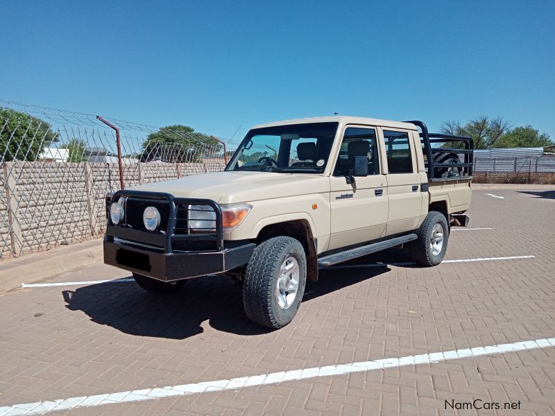 Toyota Land Cruiser 70 Series 4.5 EFI in Namibia