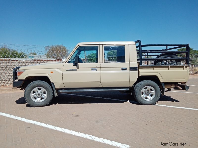 Toyota Land Cruiser 70 Series 4.5 EFI in Namibia