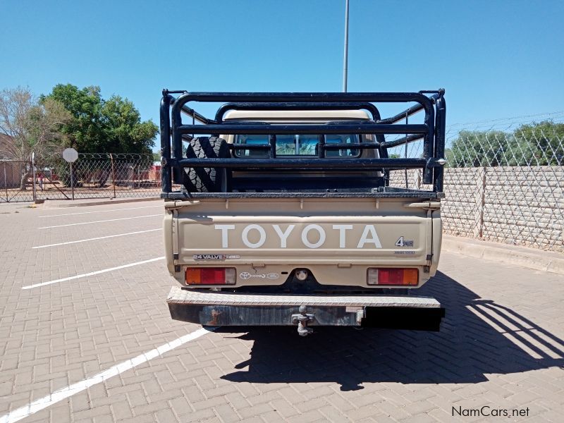 Toyota Land Cruiser 70 Series 4.5 EFI in Namibia