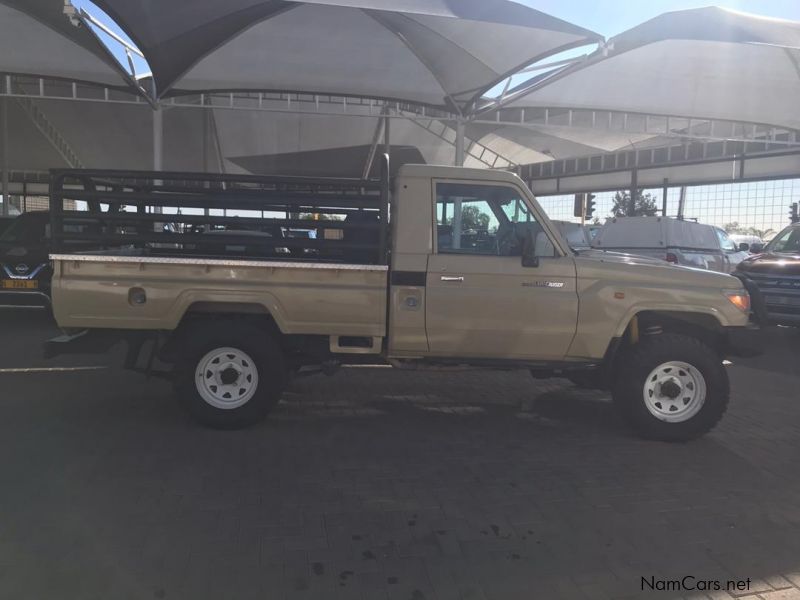 Toyota Land Cruiser 79 4.2D P/U S/C in Namibia