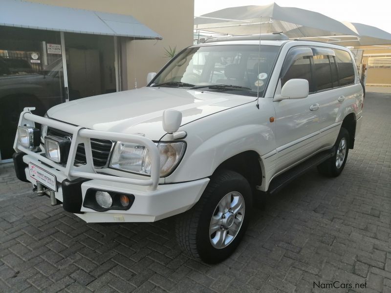 Toyota Land Cruiser V8 SUV in Namibia